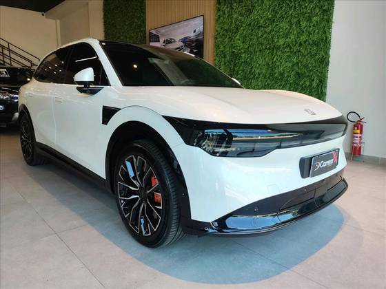 ZEEKR 7X 100 KW ELÉTRICO FLAGSHIP AWD
